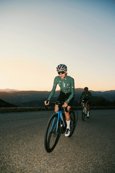 Maillot léger à manches longues pour femmes