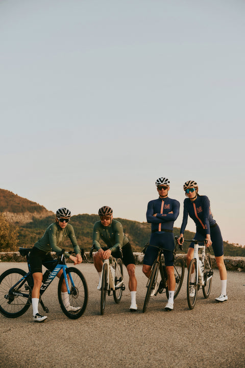 Discover our long sleeves jerseys